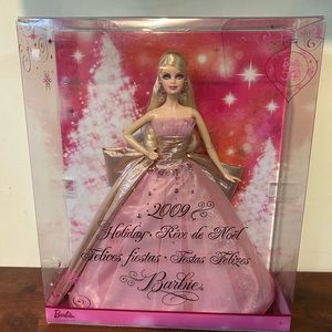 2009 Holiday Barbie in box Vintage